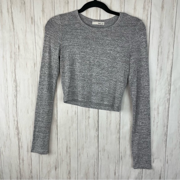 Wilfred aritzia gray long sleeve small - Picture 2 of 6